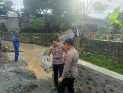 Kapolres Donggala Tinjau Lokasi Banjir di Labuan dan Tanantovea