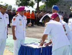 Dankodaeral VI Pimpin Sertijab Komandan Lanal Palu